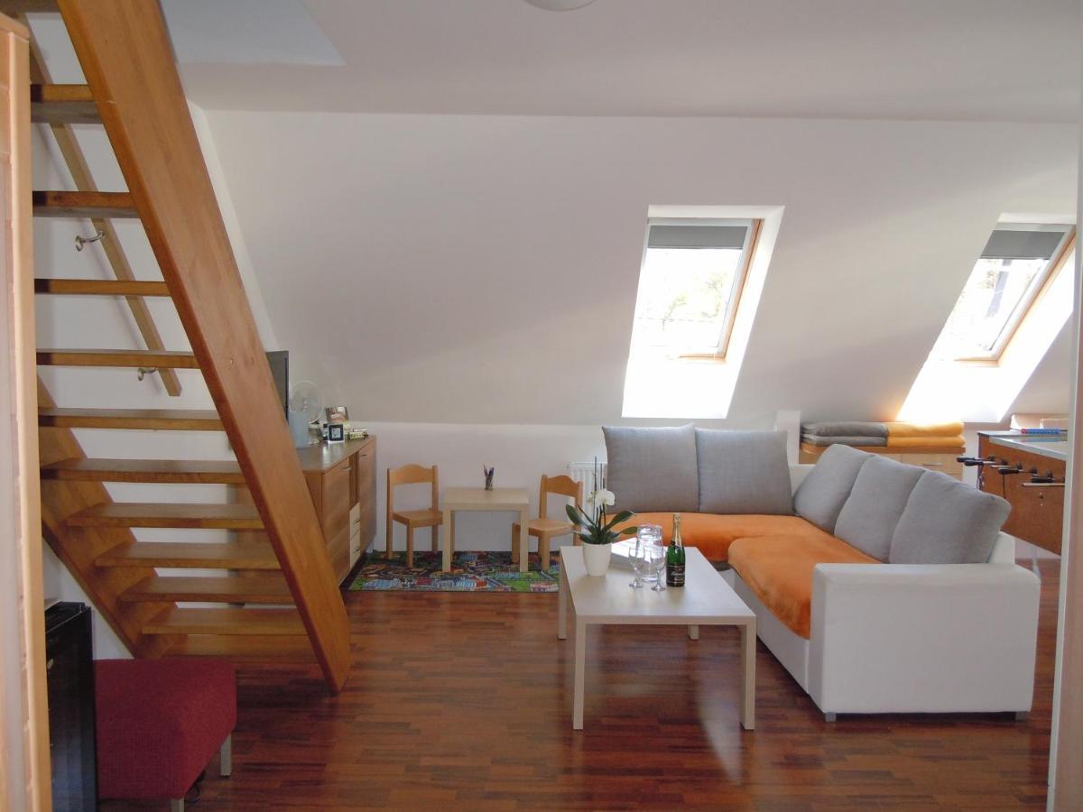 Apartment Wellness Vlckova Luaran gambar