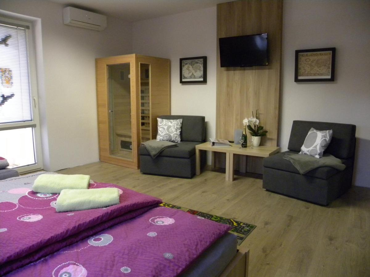 Apartment Wellness Vlckova Luaran gambar